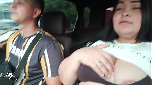 Mamandole la Verga al novio de mi mejor amiga en el Auto. HISTORIA COMPLETA