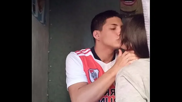 futbolista es Masturbado y tragado con la boca