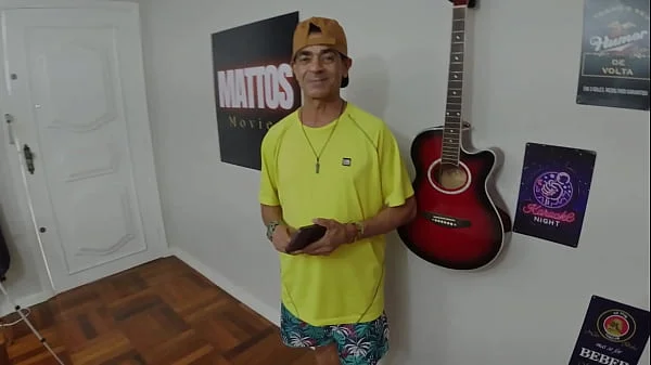 a anãzinha rabuda - suruba e bastidores do que rola