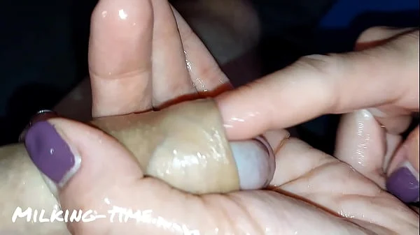 The Joys of the Uncircumcised Penis (Milking-time)