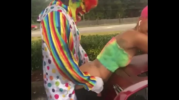 Gibby The Clown fucks Jasamine Banks outside in broad daylight