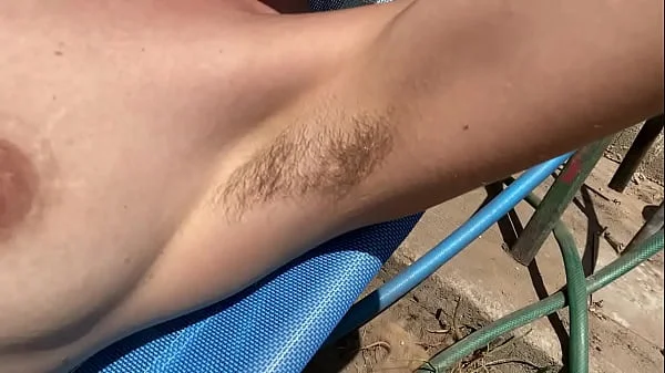 Amateur Hairy girl sunbathing outdoor hairy pussy fetish